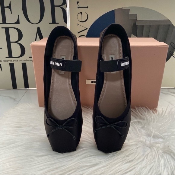 Miu Miu Black Women's Ballet Flats - Picture 8 of 8